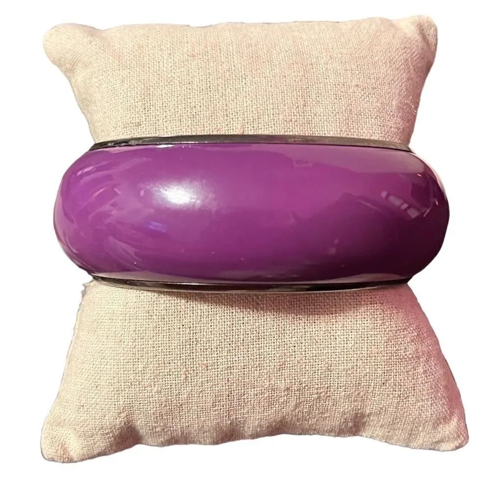 ⭐️3/$25⭐️ Purple And Silver Bangle